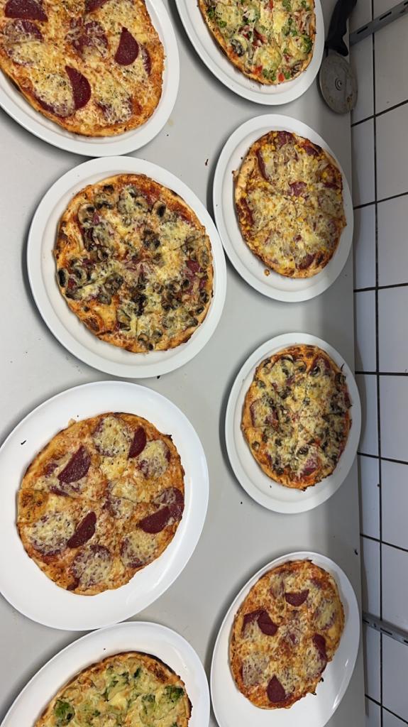 Dhillon Pizzaservice · Fotos 8